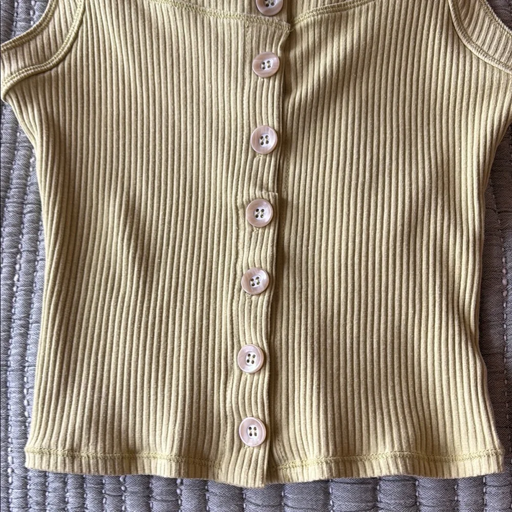 Lulu's Yellow Ribbed Top - Picture 2 of 6